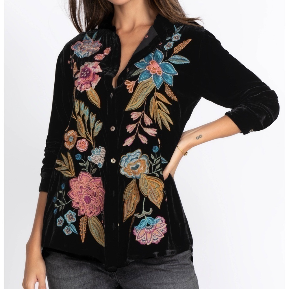 Johnny Was HEAVILY EMBROIDERED BIANCA VELVET OVERSIZED SHIRT NWT - Picture 3 of 11
